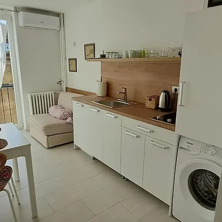 Apartment Leli