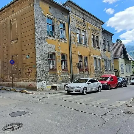 Apartment Leli *