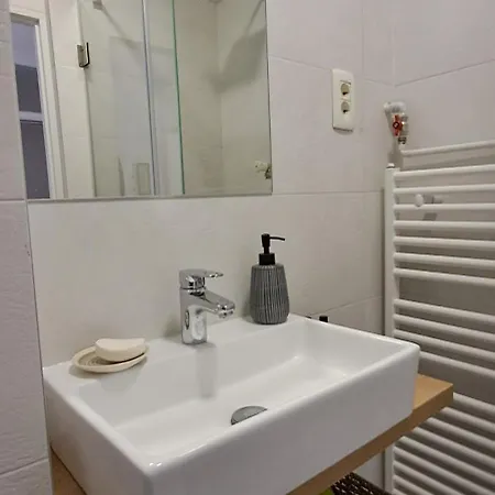 Cozy At Prime Location Above Ferhadija Street