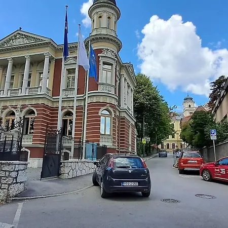 דירה Cozy At Prime Location Above Ferhadija Street