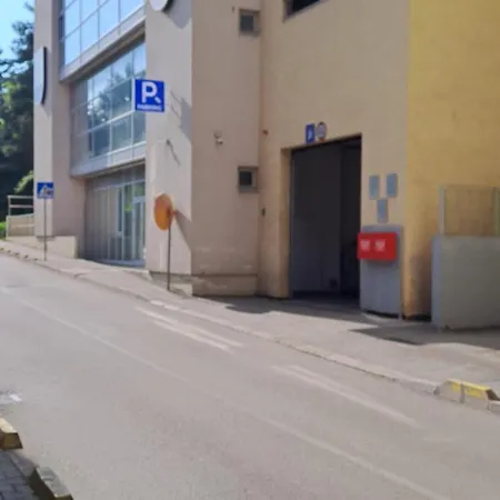 Appartement Cozy At Prime Location Above Ferhadija Street