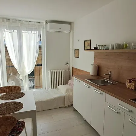 דירה Cozy At Prime Location Above Ferhadija Street