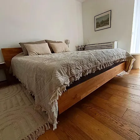 Chic & Comfy Hideaway In The Heart Of The *