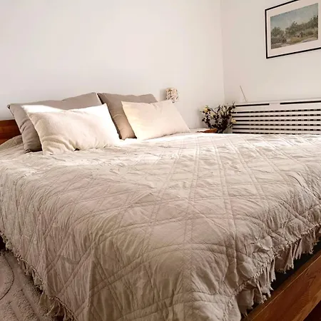 Chic & Comfy Hideaway In The Heart Of The 아파트 *