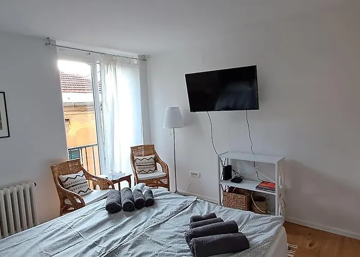 Apartment Cozy At Prime Location Above Ferhadija Street