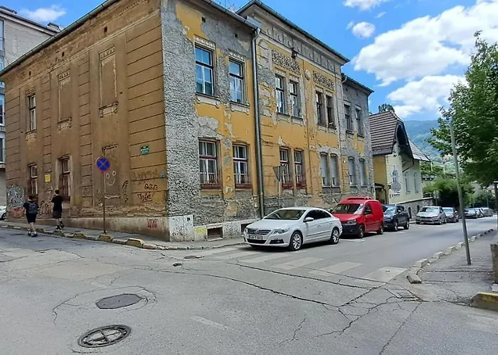 Cozy At Prime Location Above Ferhadija Street *