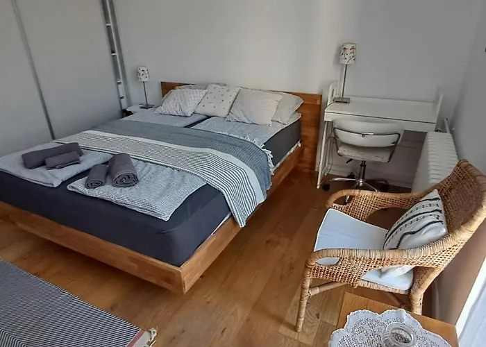 Apartment Cozy At Prime Location Above Ferhadija Street *